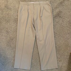 PGA Tour Beige Golf Pants 38 x 30